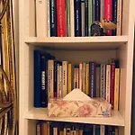 Pretty Little Home